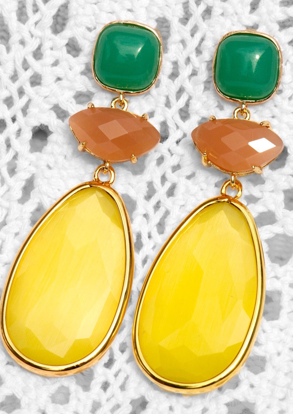 Eleanor Earrings With Colored Cat’s Eye Yellow