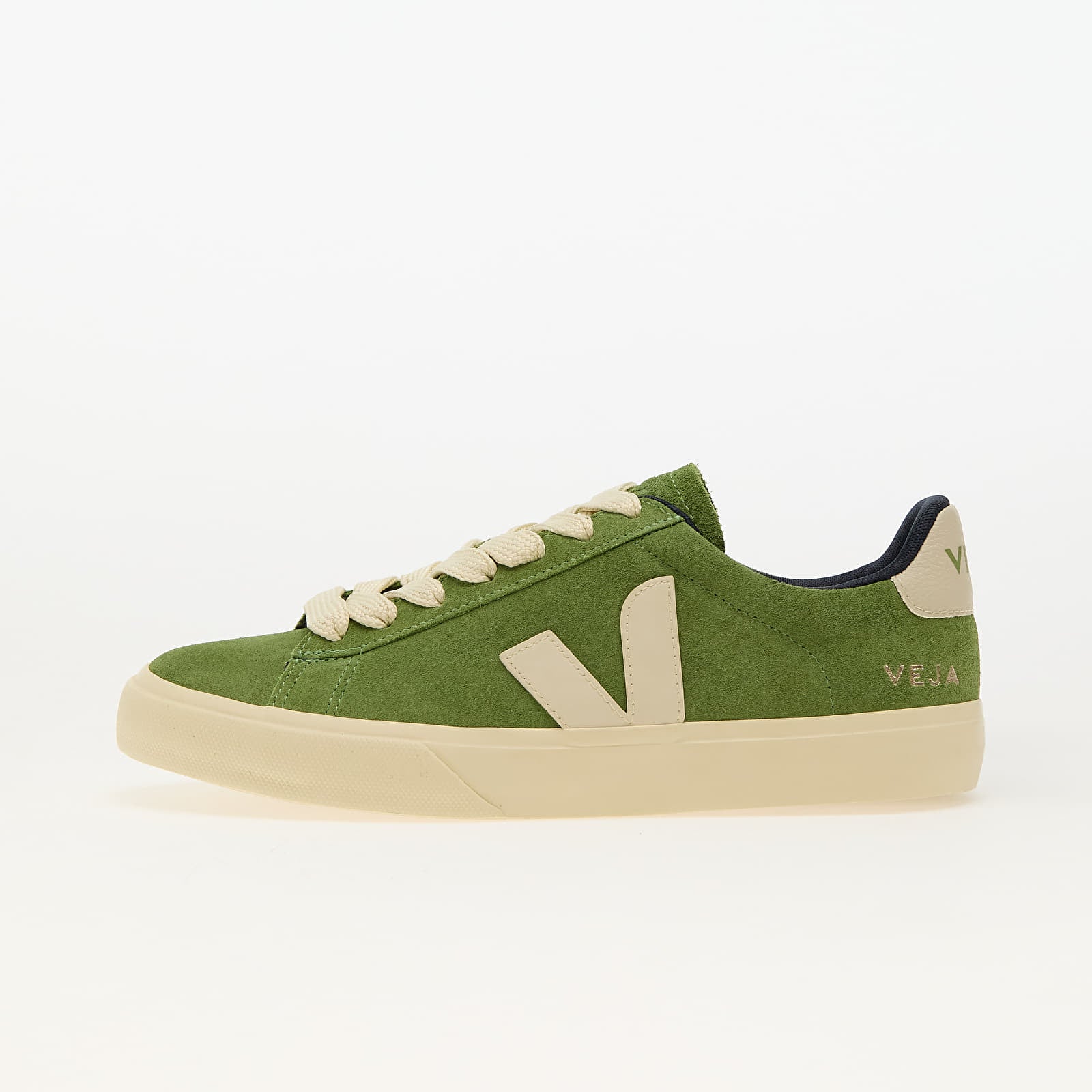 VEJA Campo Bold Kiwi Pierre Suede