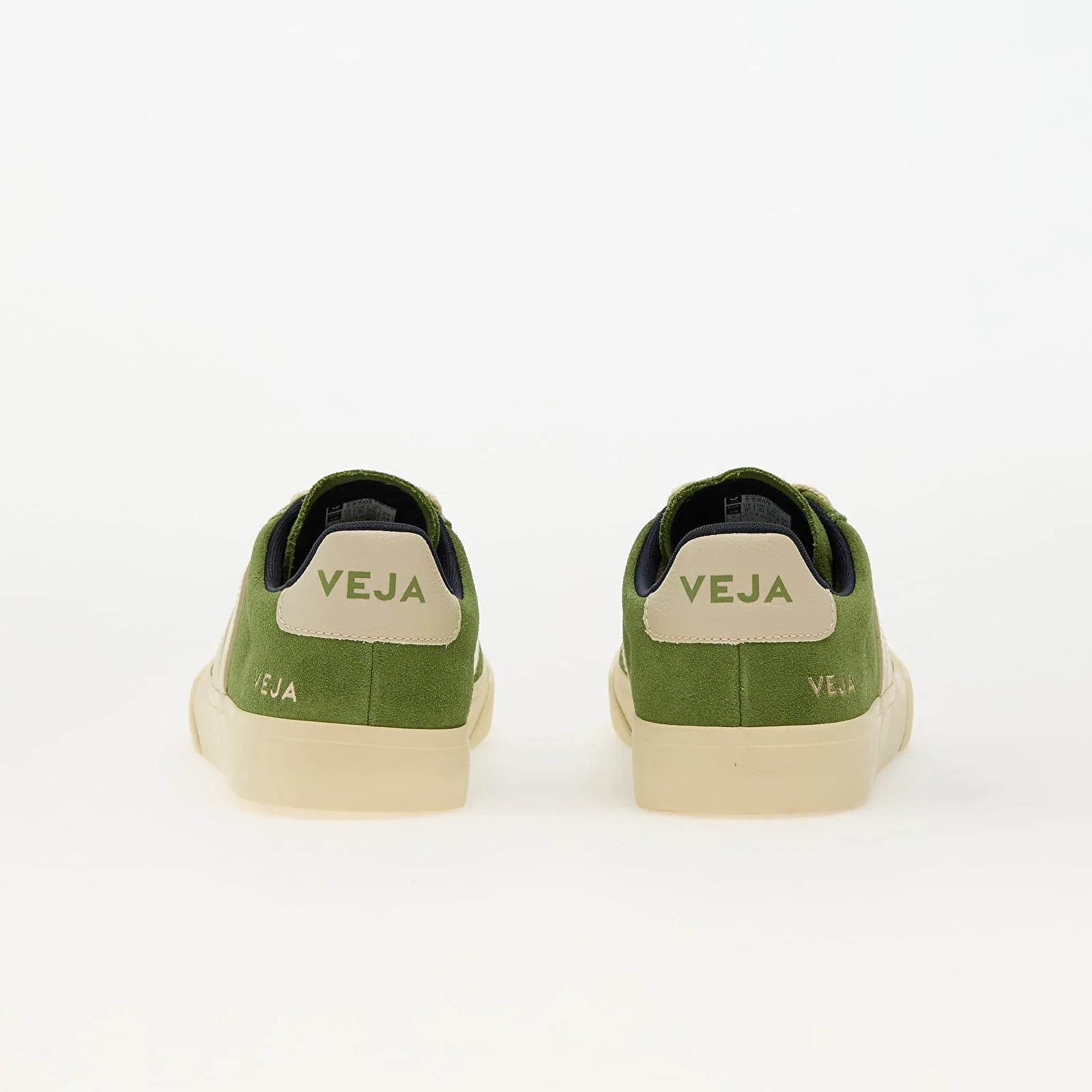 VEJA Campo Bold Kiwi Pierre Suede