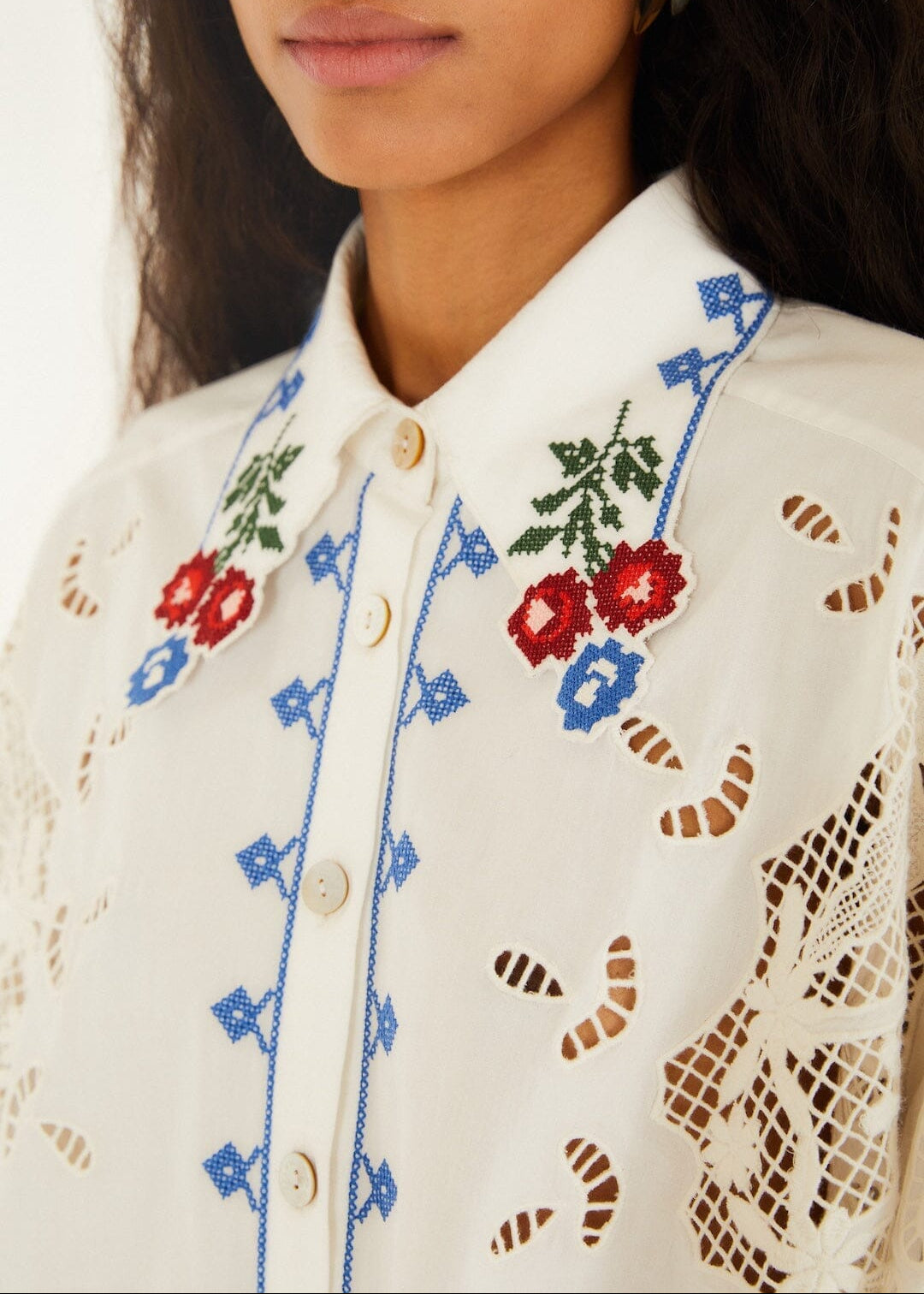 Off-White Flowers Embroidery Richelieu Shirt