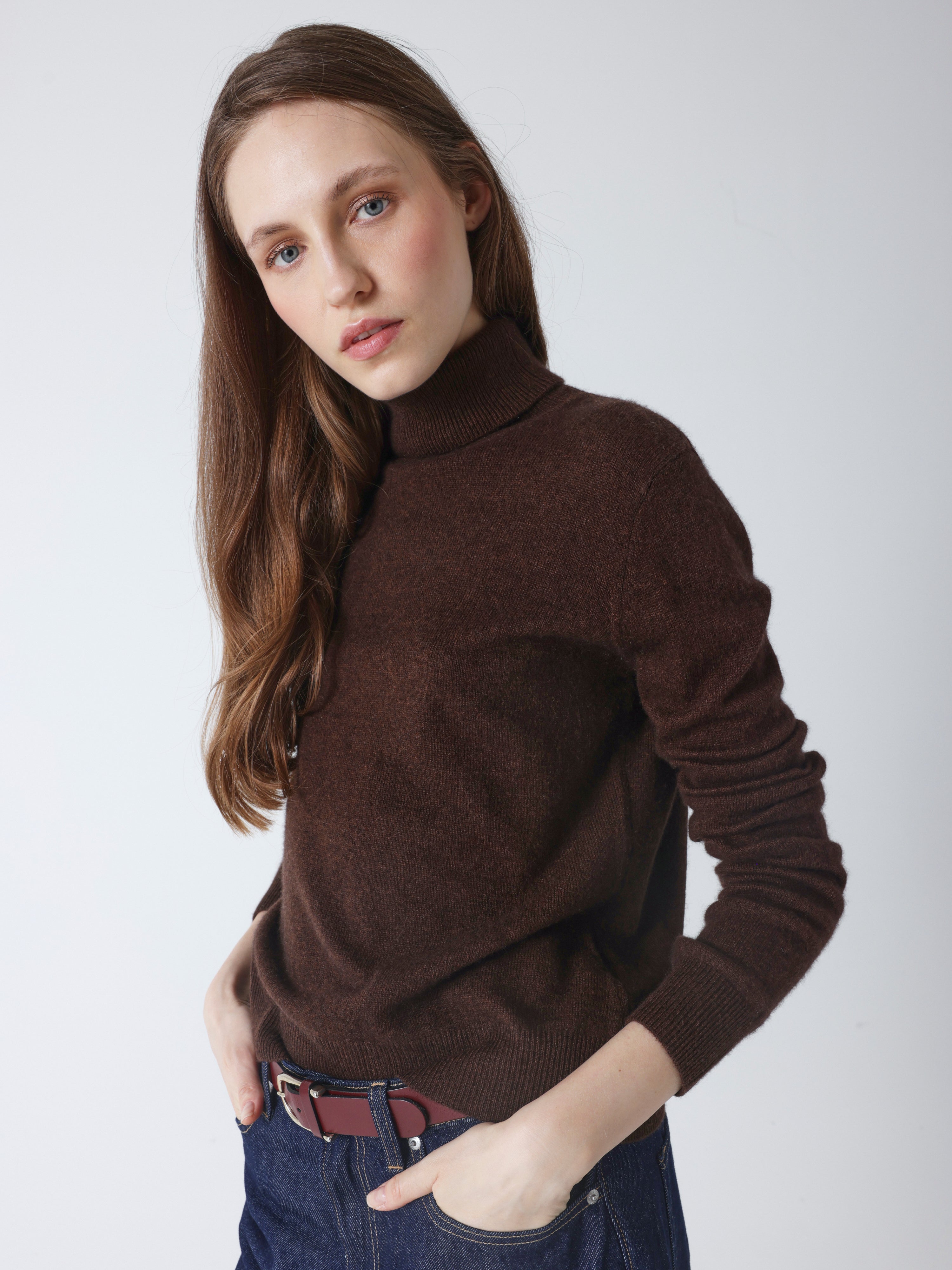 Themys Brownie Blouse