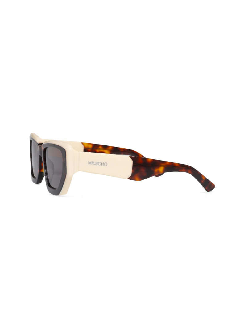 Madalena Society Sunglasses