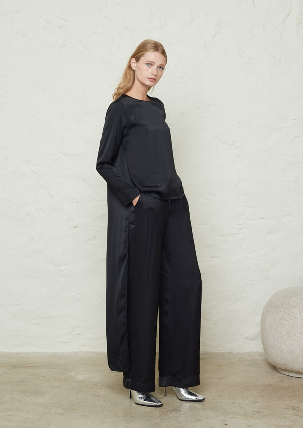 FW23-BLACKTREASURE-JUSTBRAZIL