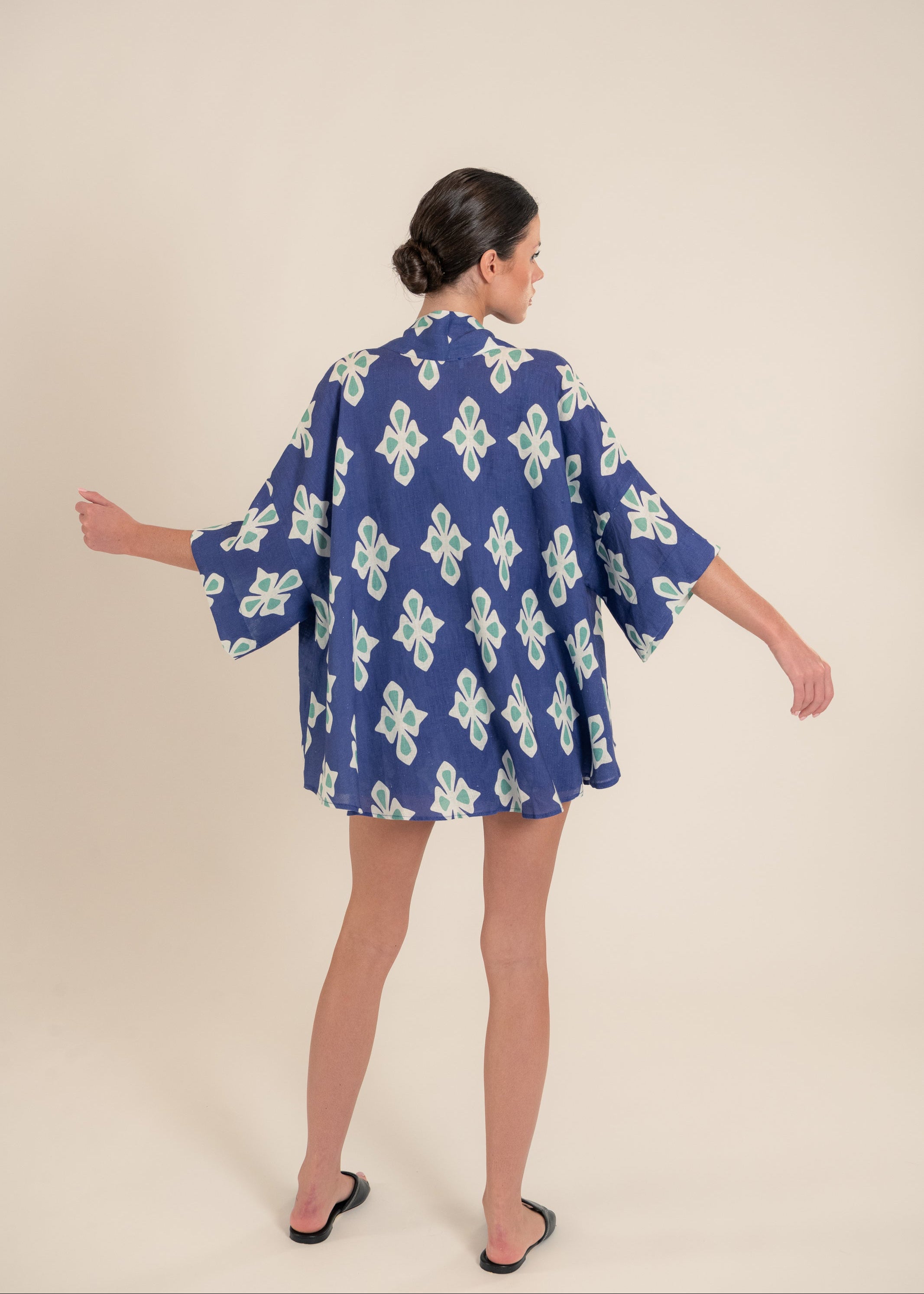 Wasabi Luly Navy Top and Kimono Set