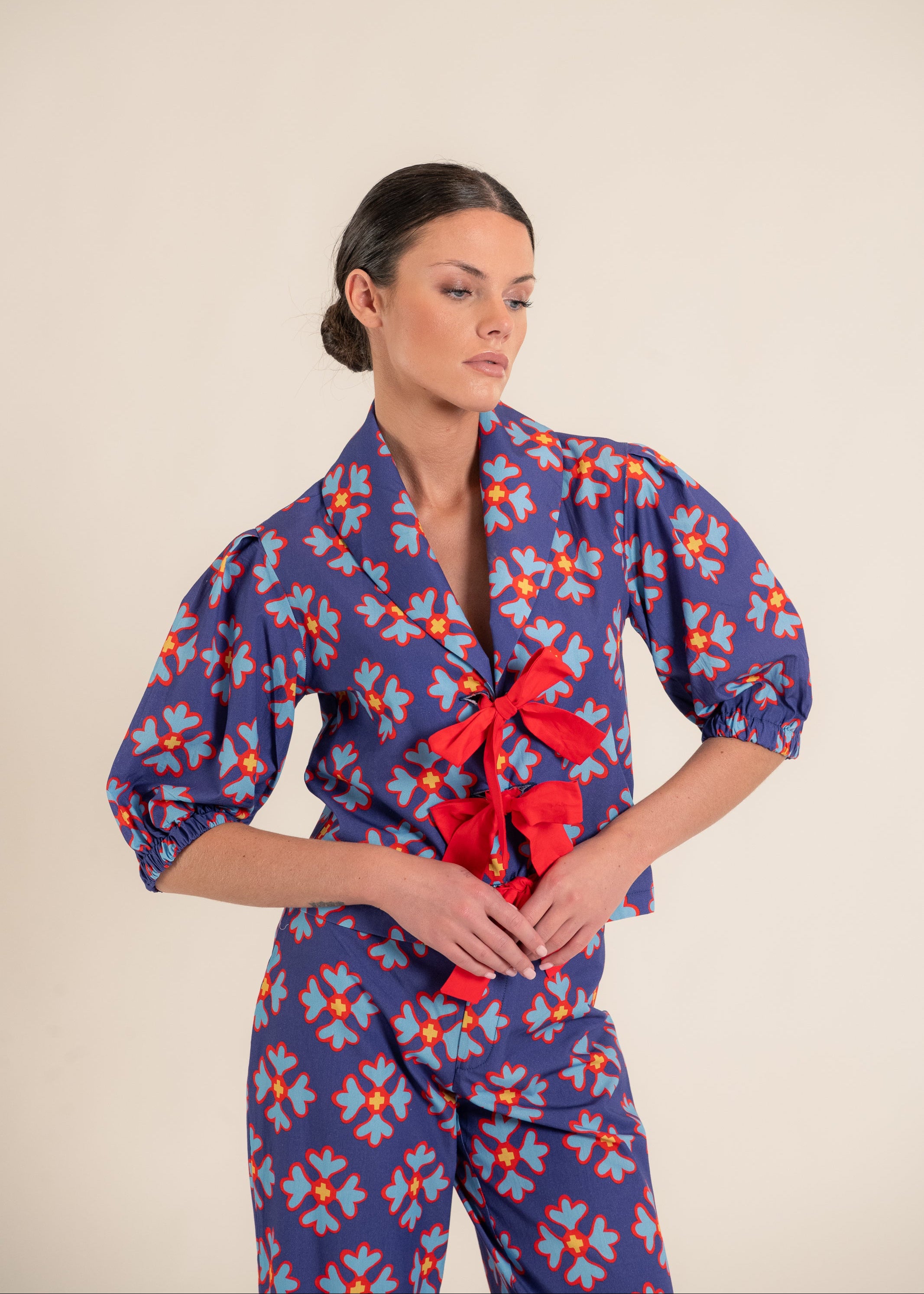 Jasmin Ludic Flowers Purple Top