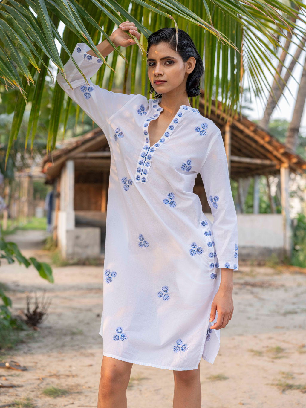 Sapphire Short White/Blue Kaftan