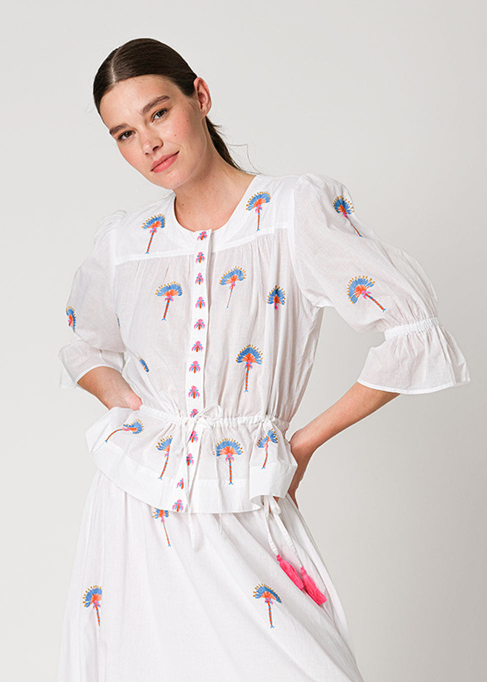 Yerba Buena White Fan Palm Embroidery Blouse