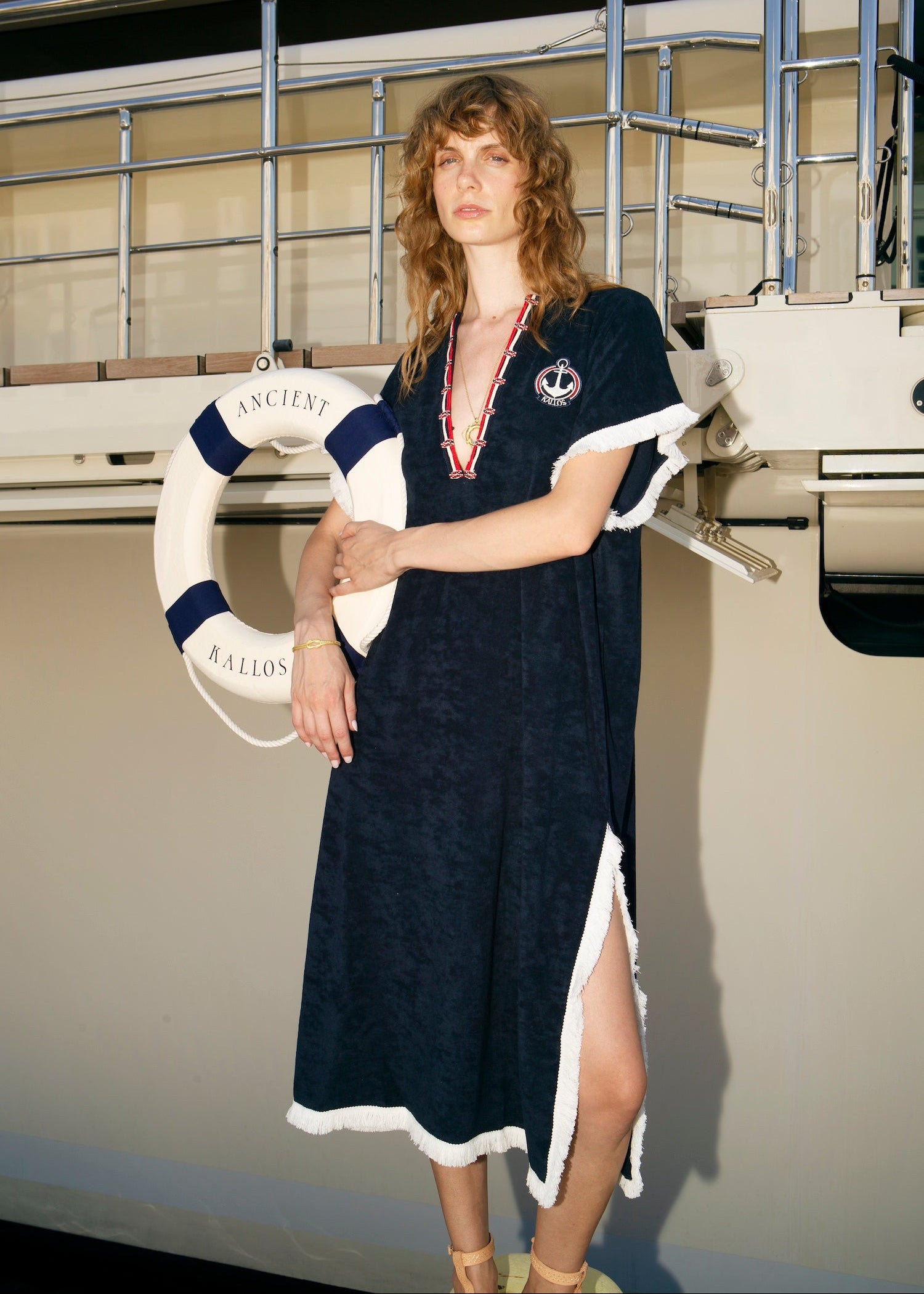 Ploes Embroidered Navy Blue Long Kaftan