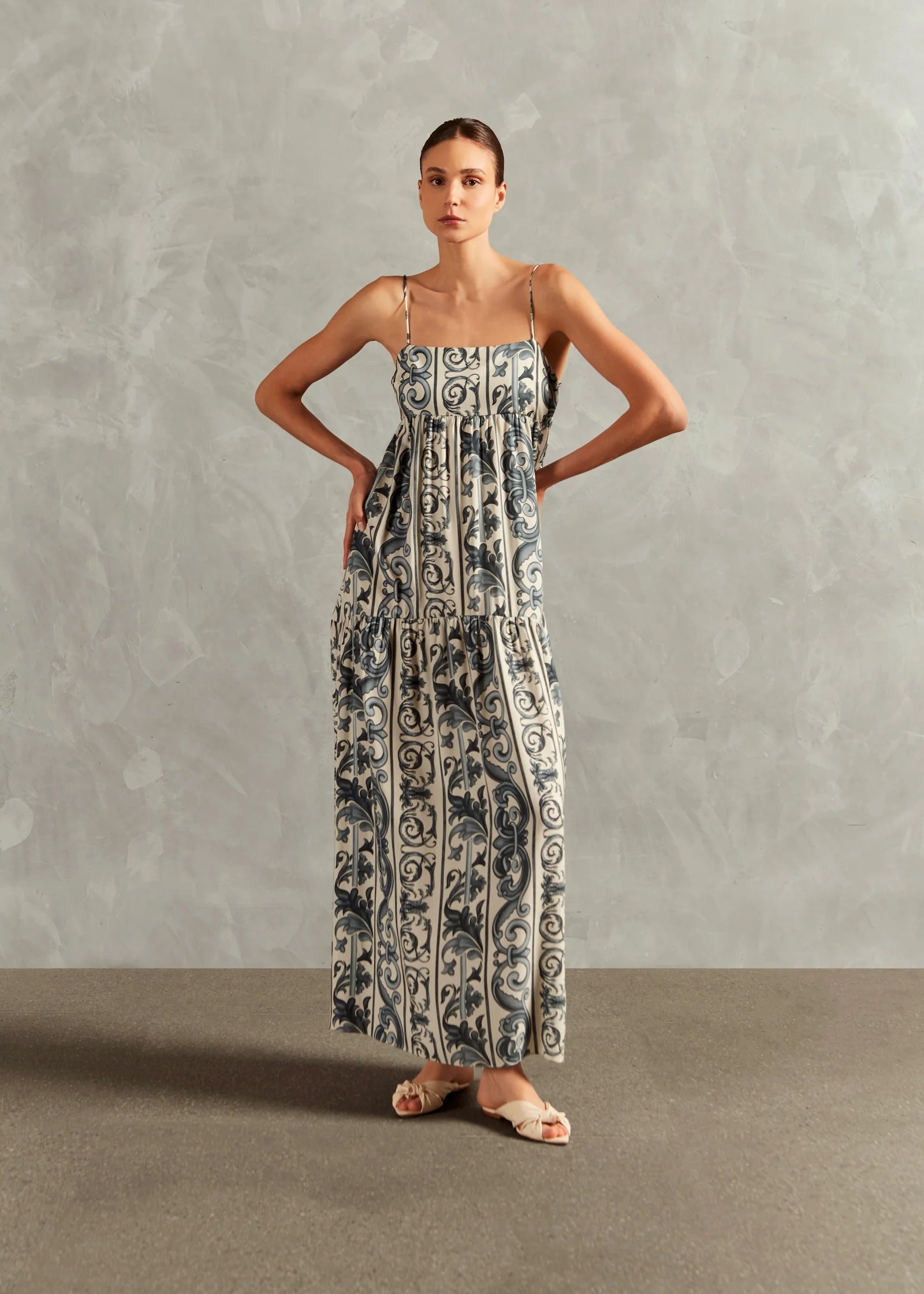 SS25-ADRIANA DEGREAS-JUSTBRAZIL