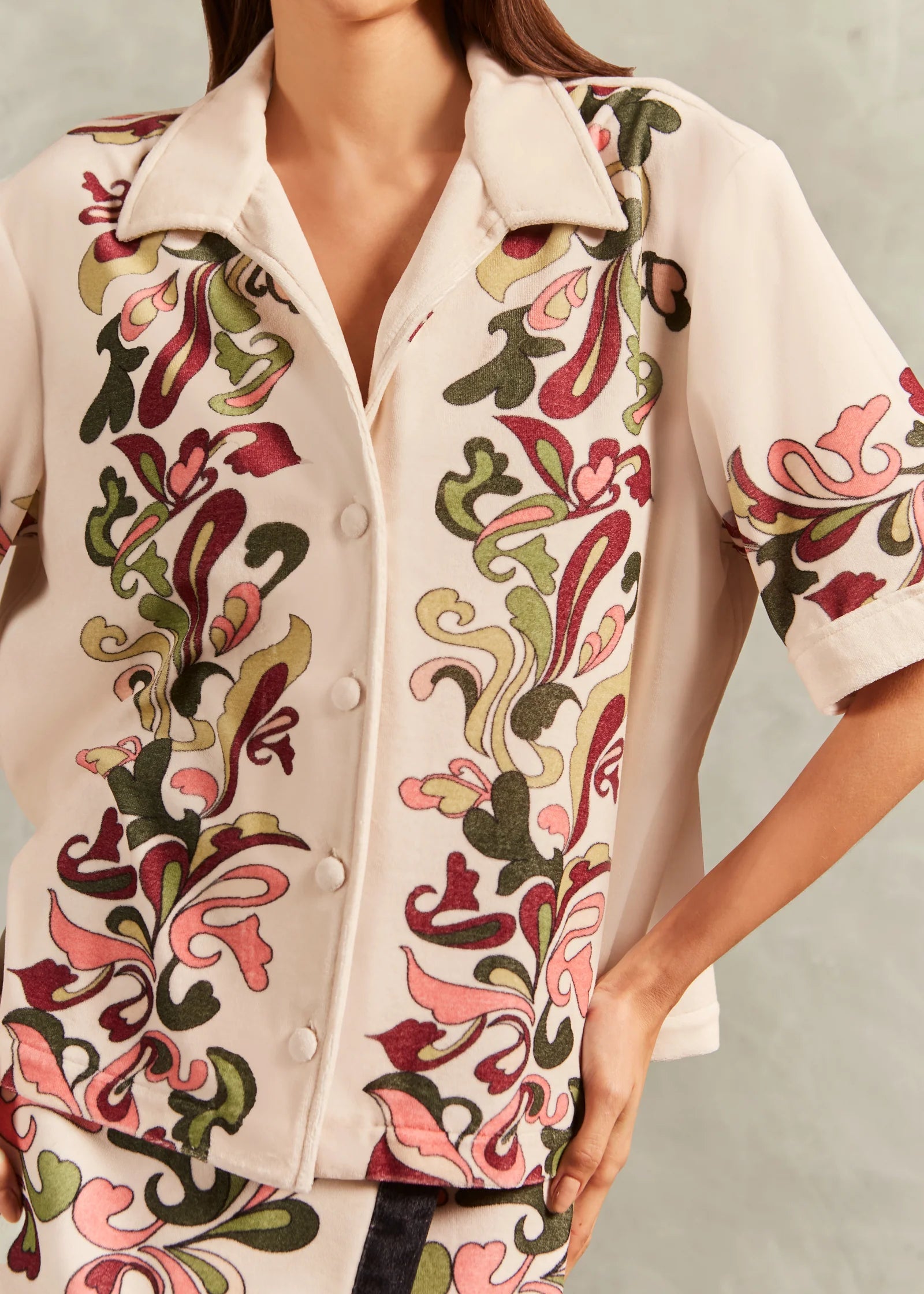 SS25-ADRIANA DEGREAS-JUSTBRAZIL