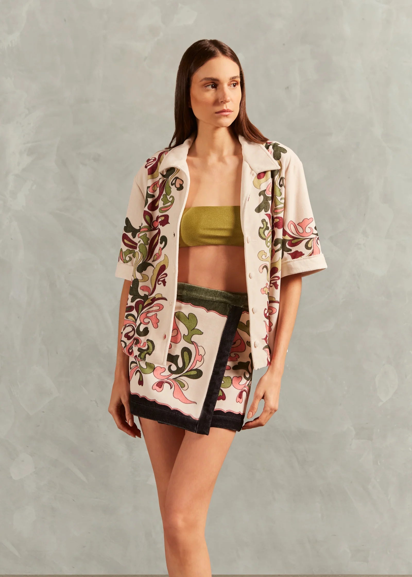 SS25-ADRIANA DEGREAS-JUSTBRAZIL