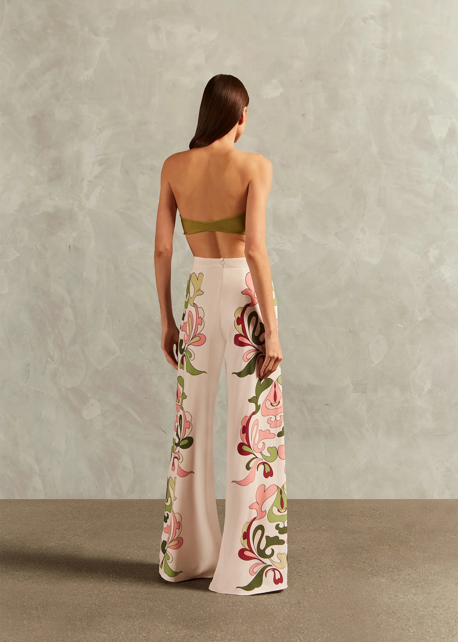 SS25-ADRIANA DEGREAS-JUSTBRAZIL