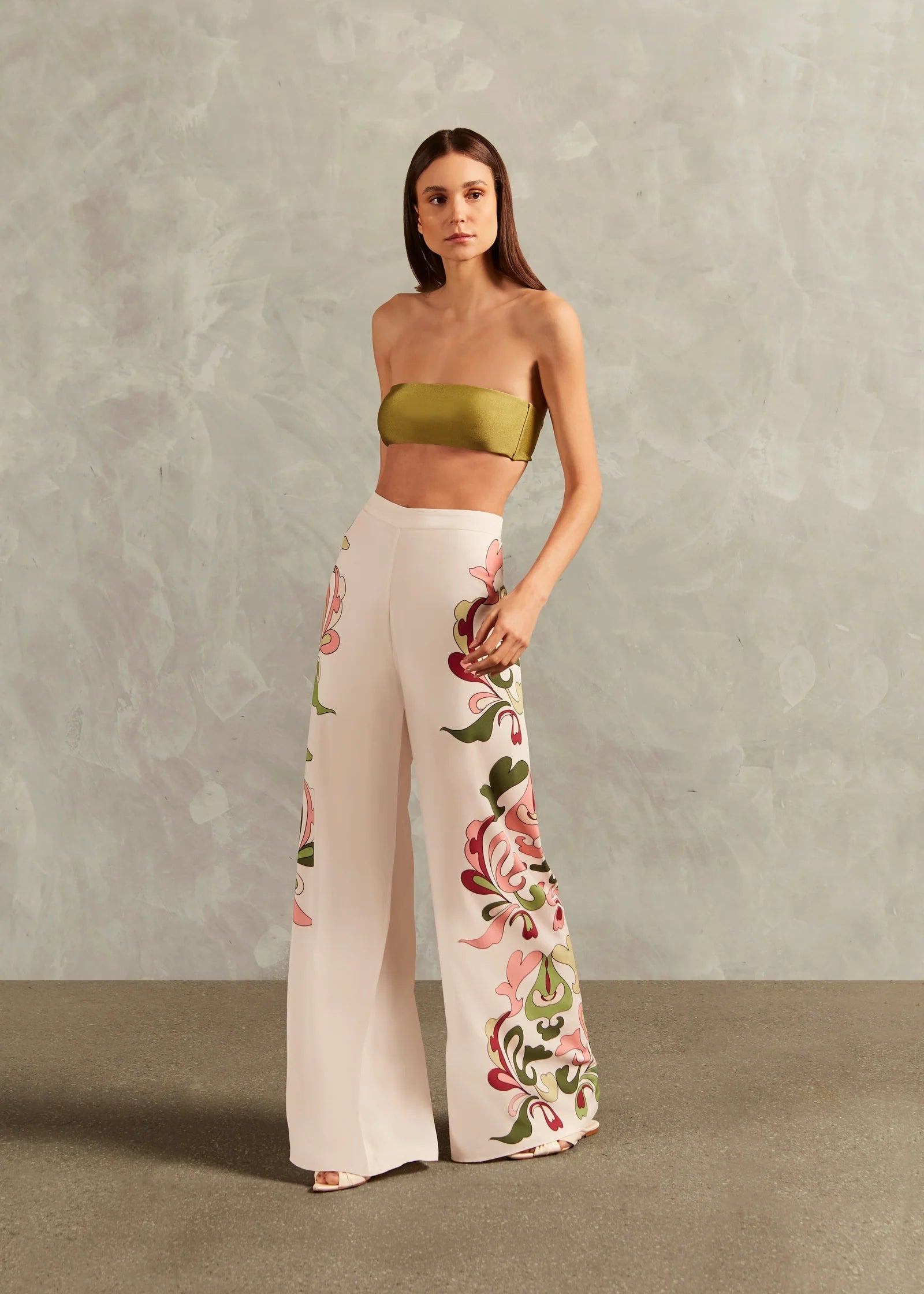SS25-ADRIANA DEGREAS-JUSTBRAZIL
