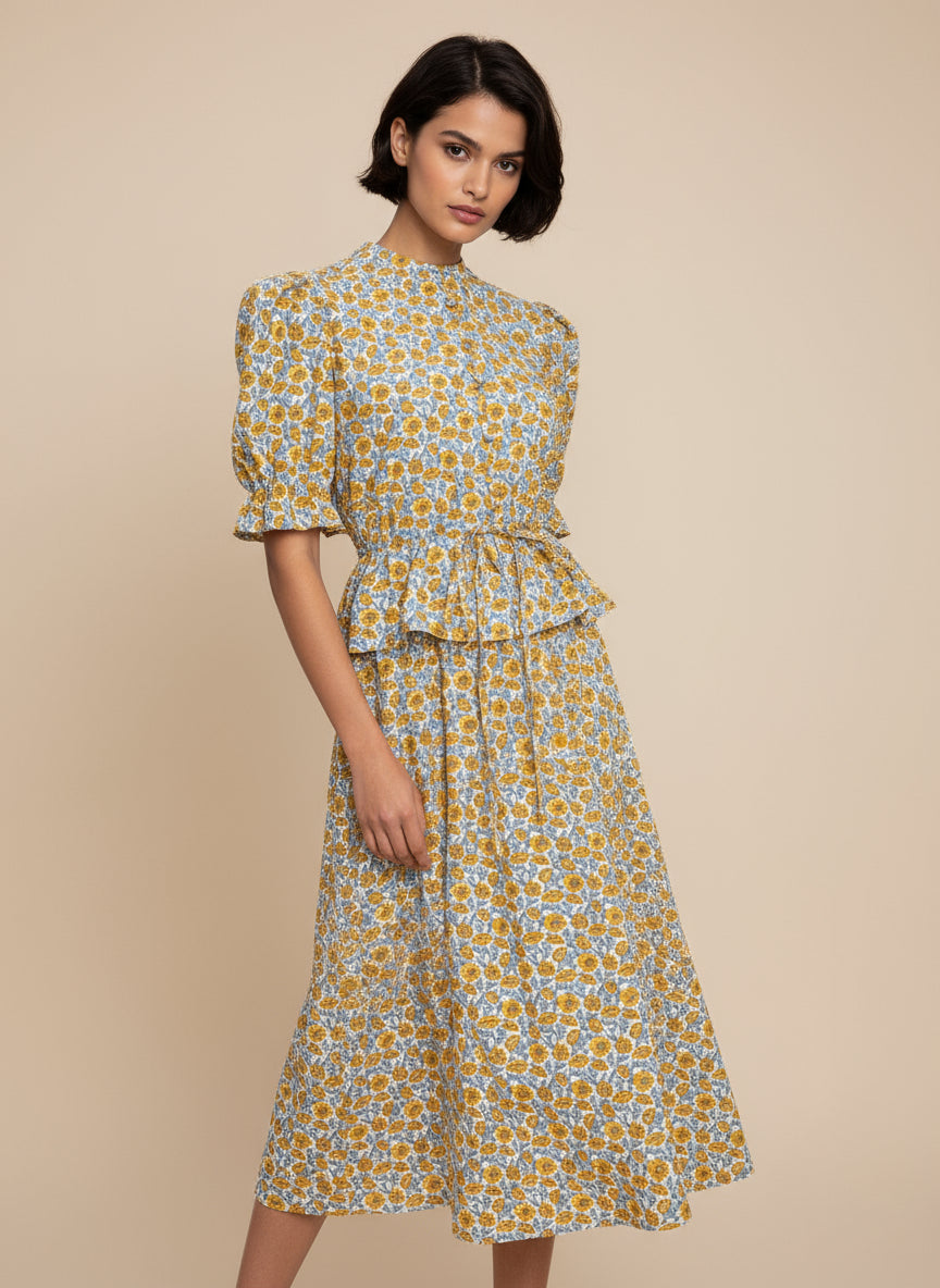 Floral dress with puff sleeves