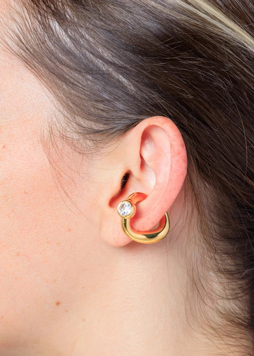 Nyx Gold Ear cuff