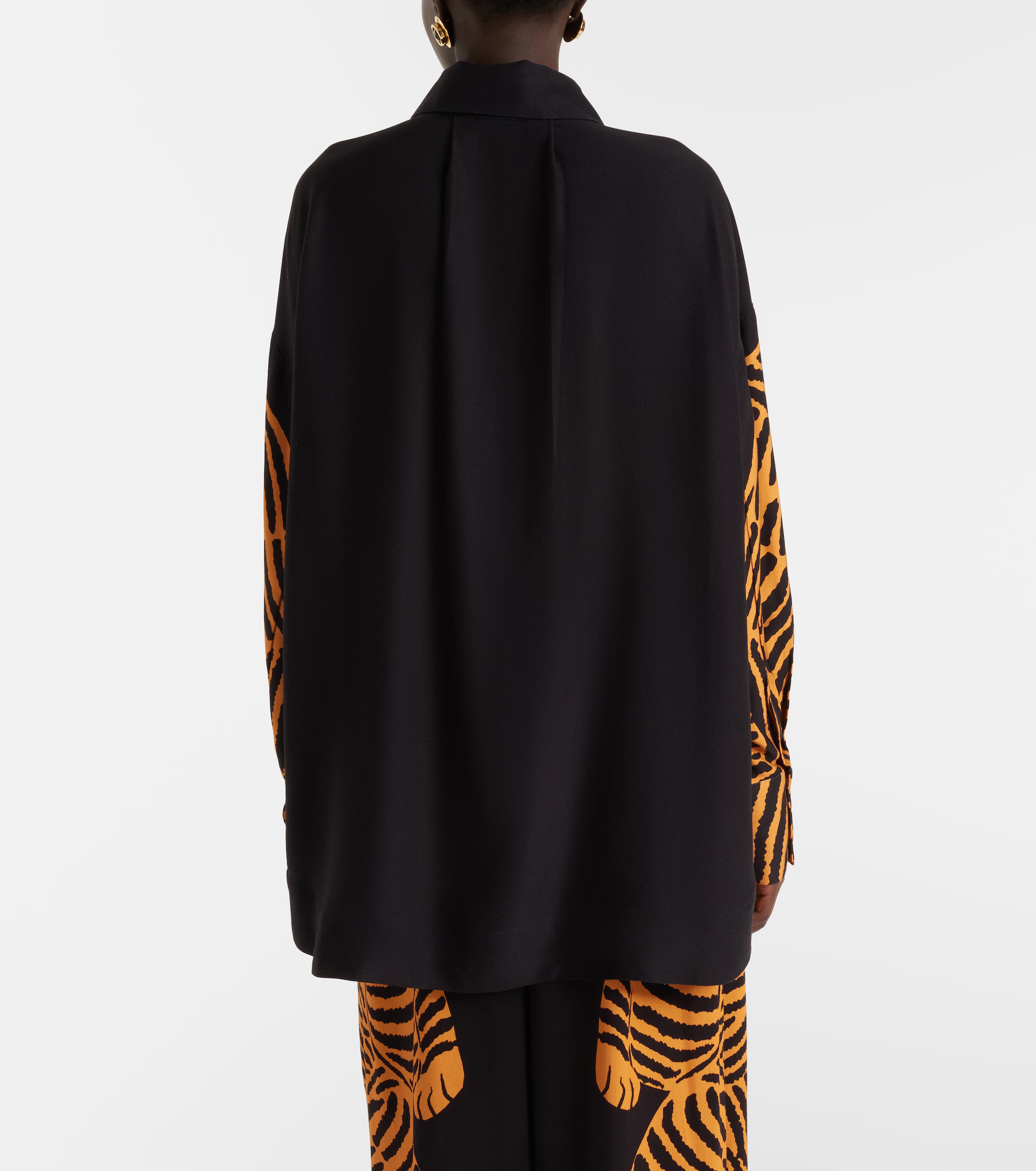 Black Tiger Long Sleeve Shirt