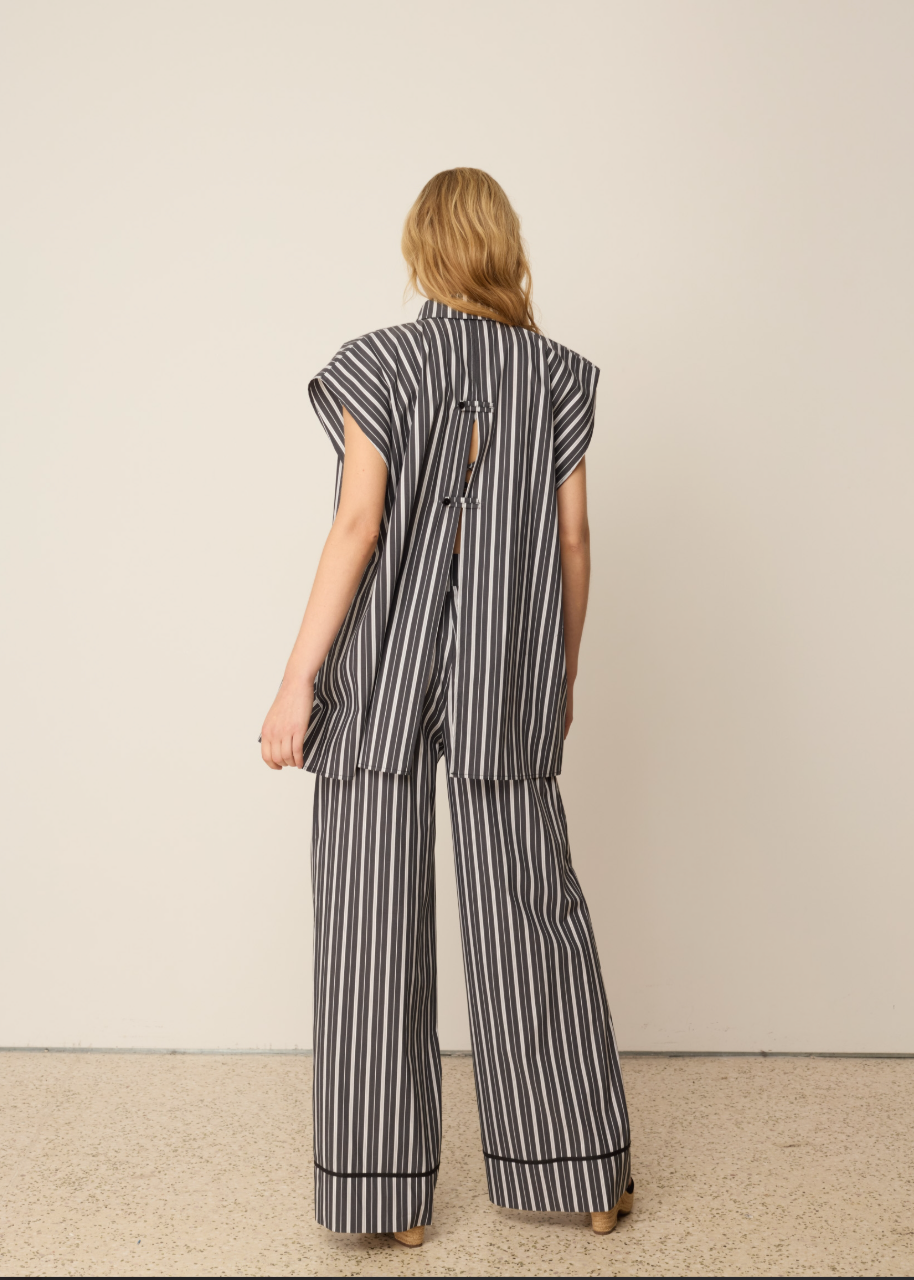 Slit Back Shirt Black