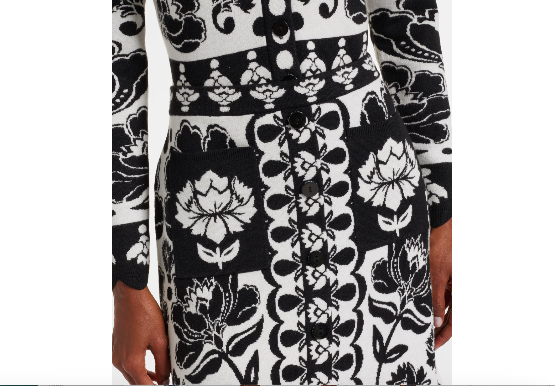 Floral Arabesque Knit Skirt