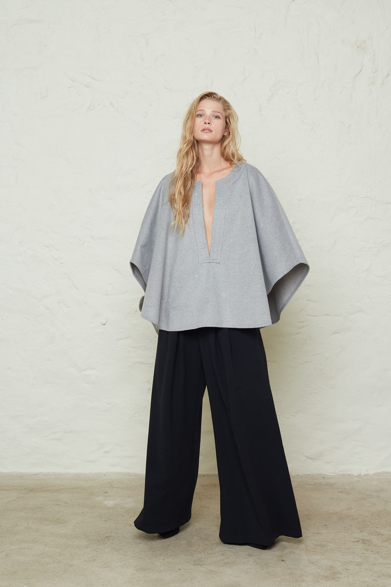 FW23-CAPE-MILLA