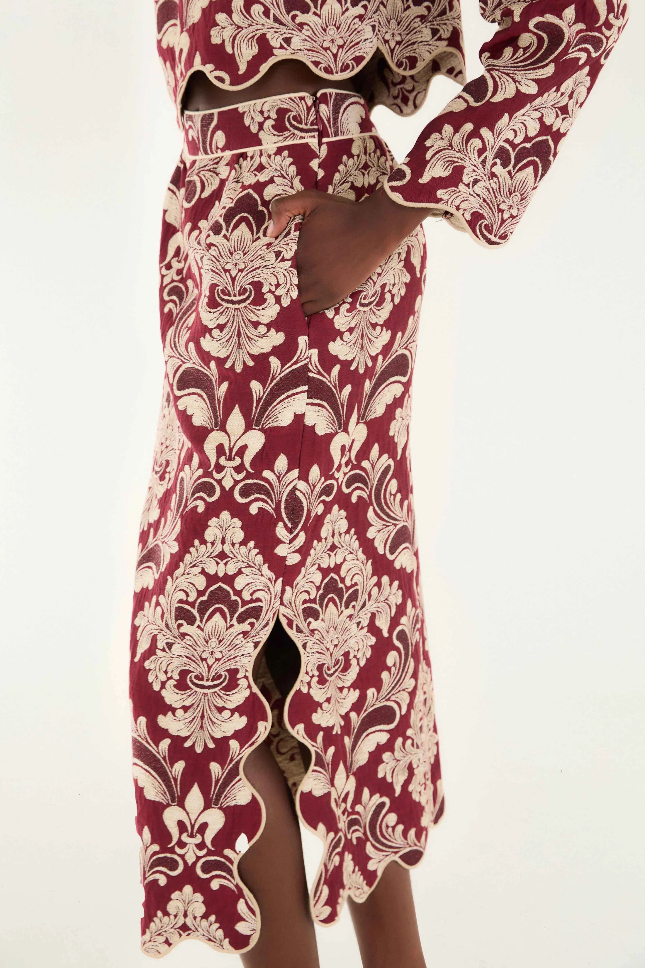 Bicolor Jacquard Waves Skirt