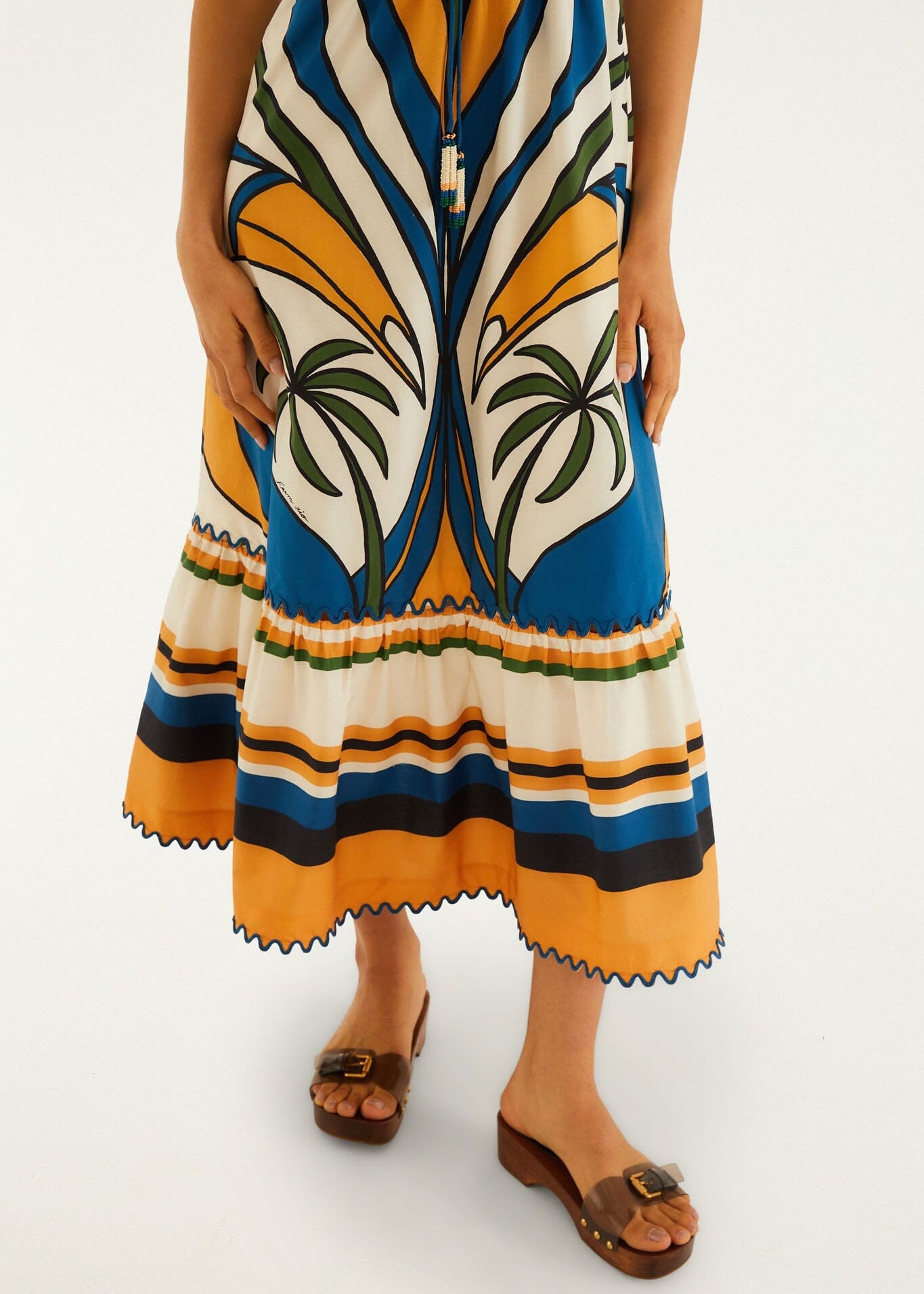 Tropical Graphic Sleeveless Maxi Dress