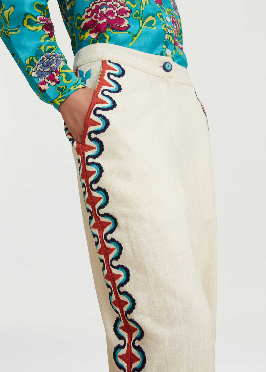 SS25-LISA CORTI-JUSTBRAZIL