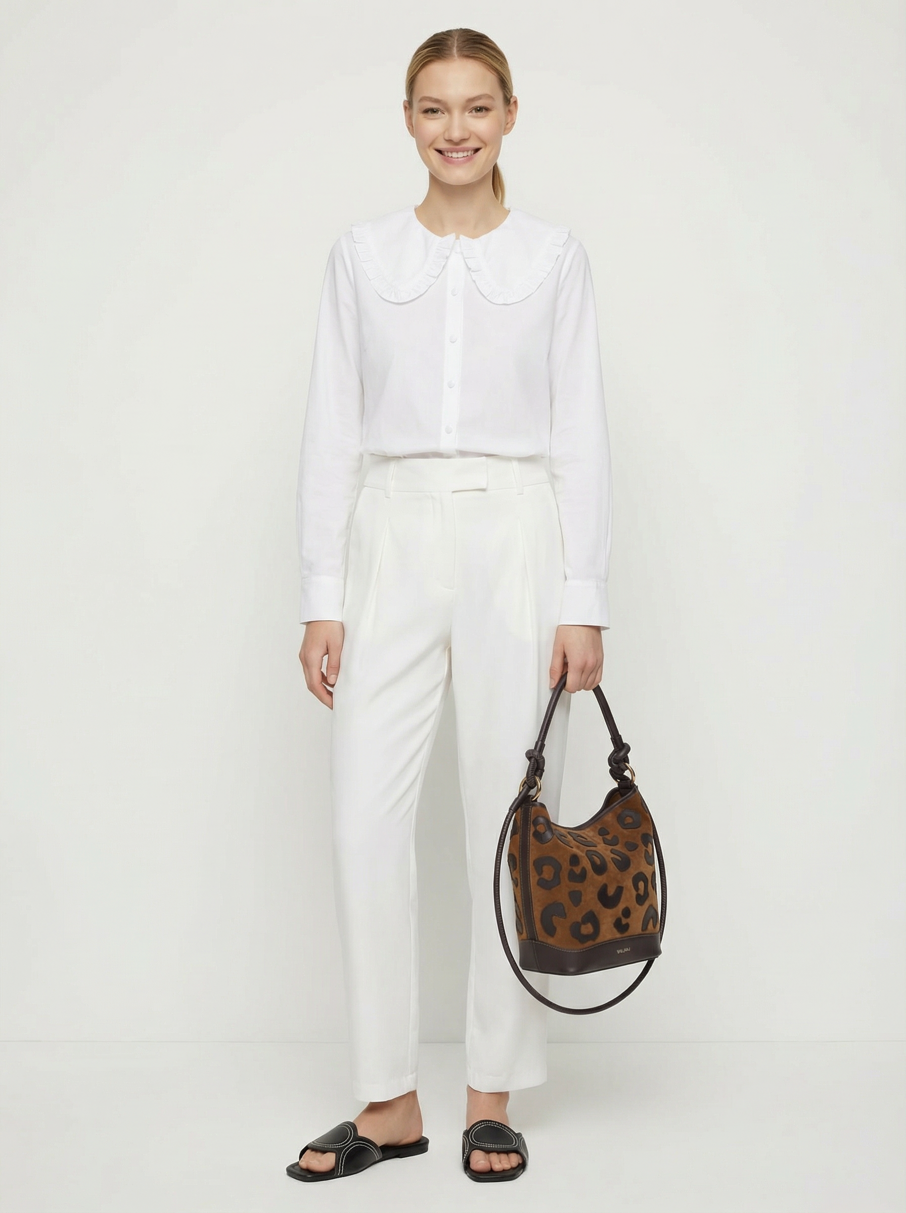 Nubia White Pants