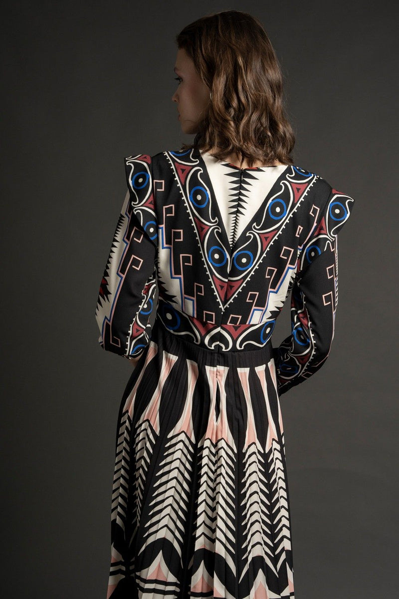 PEACE AND CHAOS-OJIBWA DRESS-JUST BRAZIL