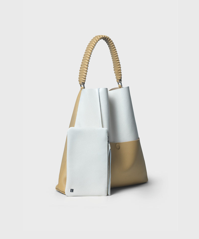 Slim Tote 23 Magnolia Grained Leather