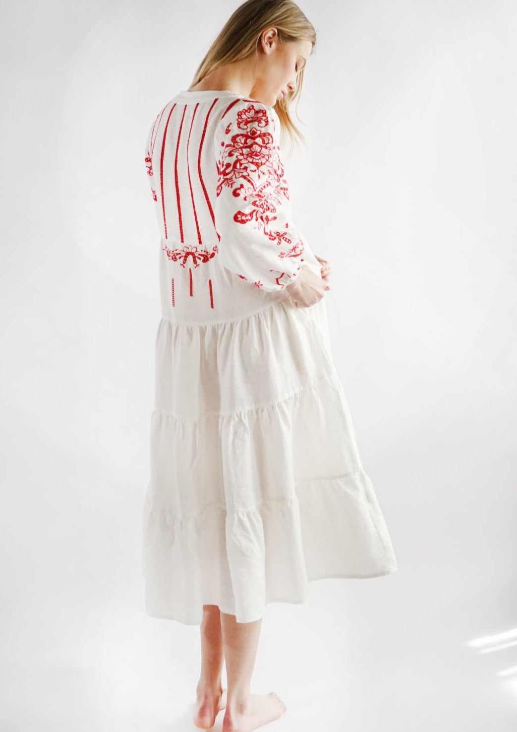Aradia White Red Dress