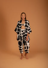Galeria-Wasabi Geo Black Blouse-Justbrazil