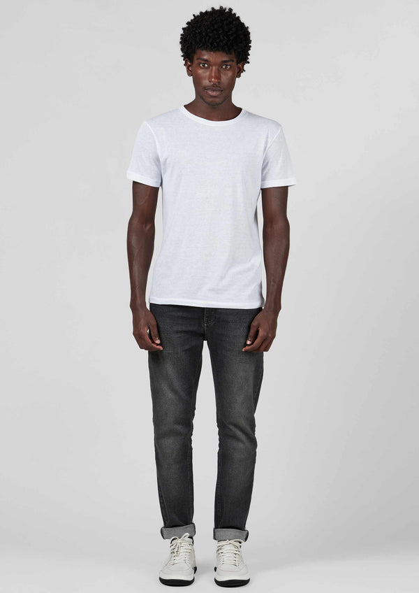 OSKLEN-SHIRT-CALCA JEANS ROUGH USED BLACK-JUST BRAZIL