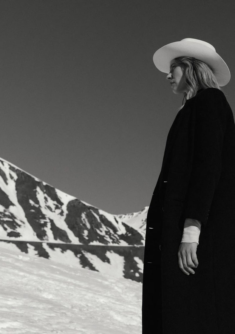 Ezra Off-White Hat