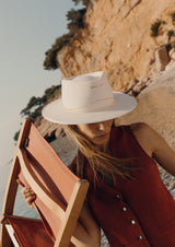 Anna Off White Hat